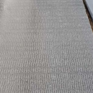 西藏 芝麻灰花岗岩斧剁面，刀斩面