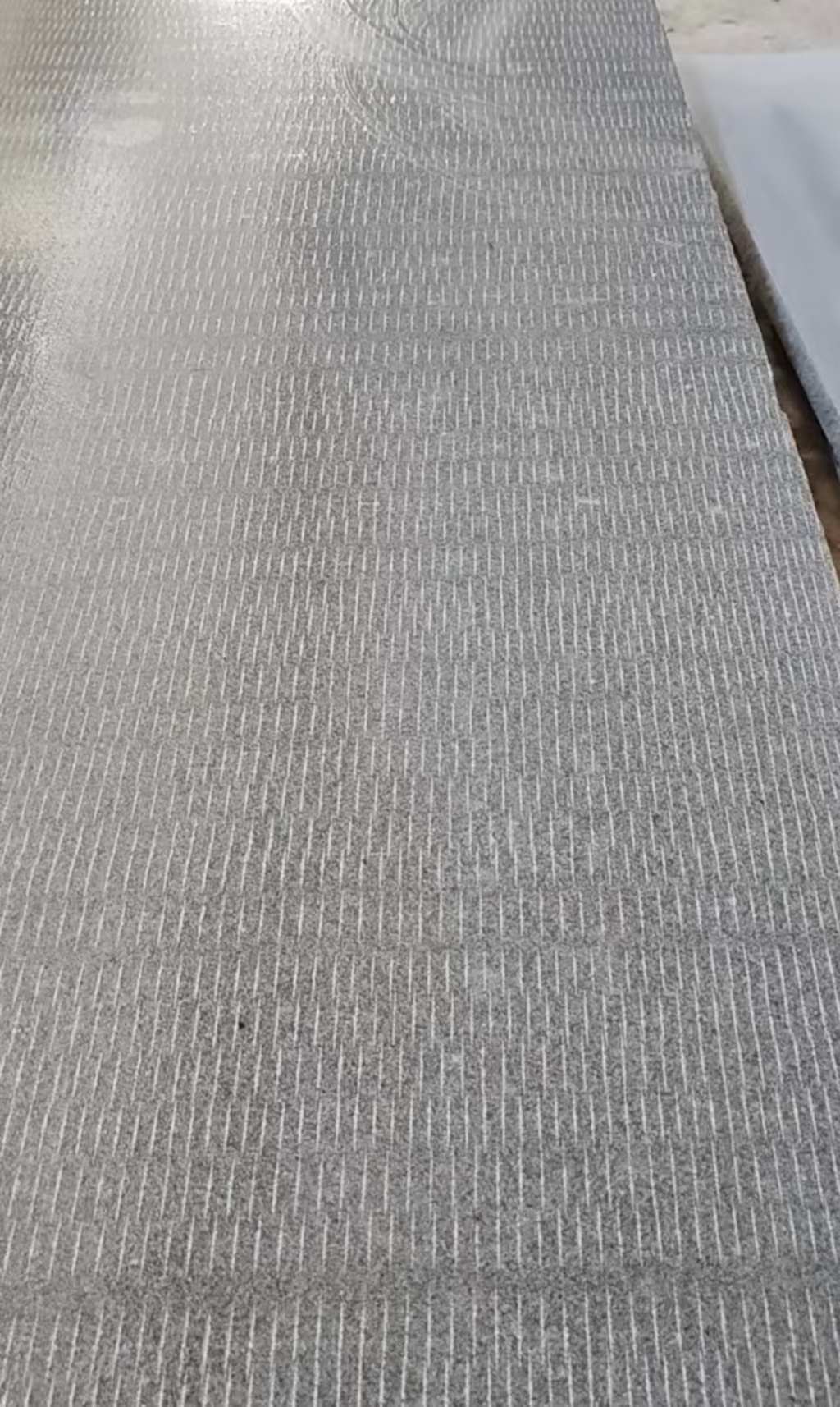 西藏 芝麻灰花岗岩斧剁面，刀斩面