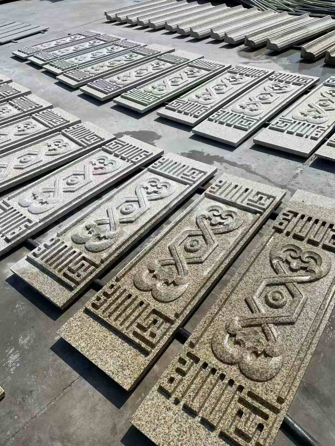 西藏 黄金麻花岗岩外墙雕刻板