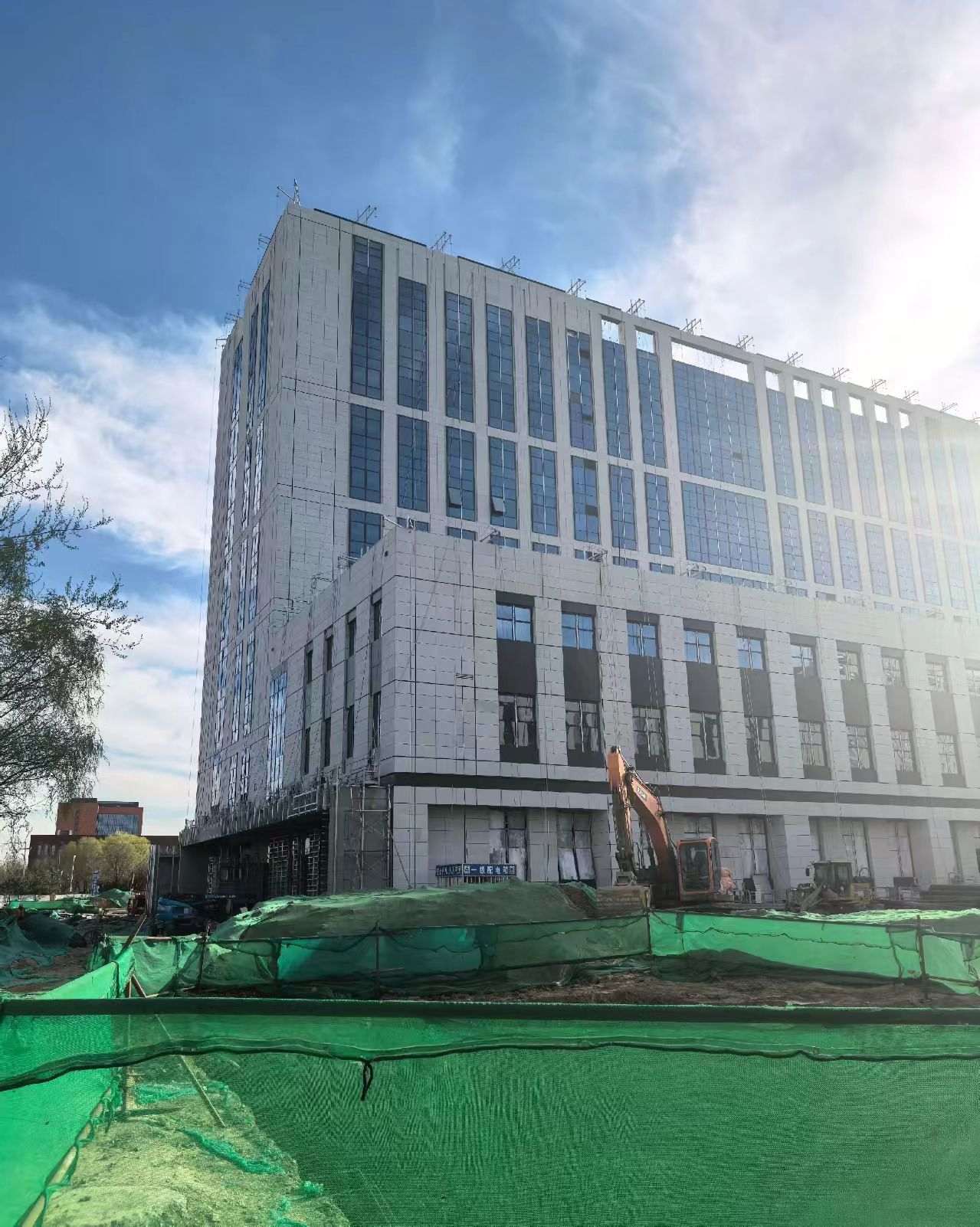 西藏 白麻花岗岩石材外墙干挂