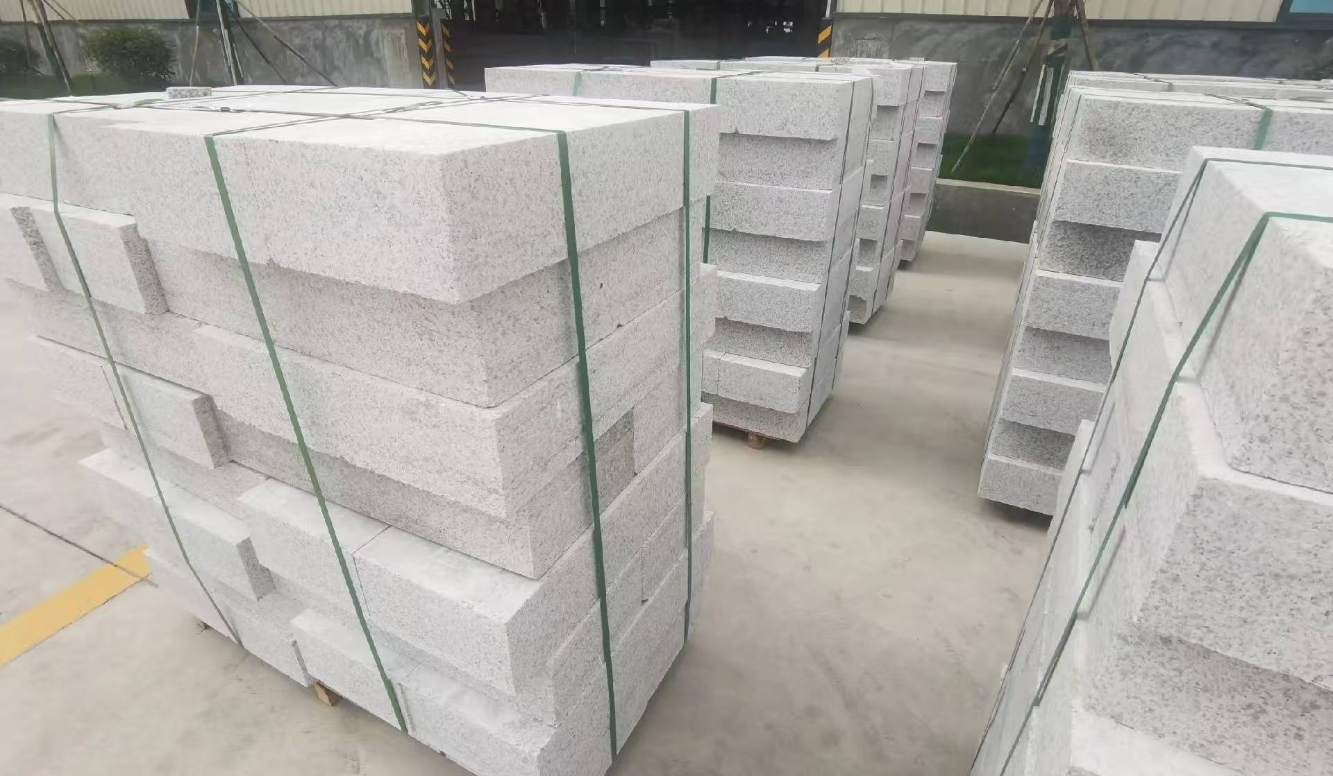 西藏 白麻花岗岩路沿石，立缘石，平缘石，路牙石，道牙石，马路牙子等