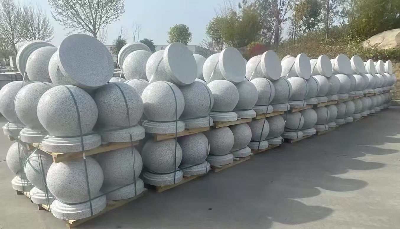 西藏 白麻花岗岩石材圆球，石球，挡车球，隔离球，景观石球，风水球等