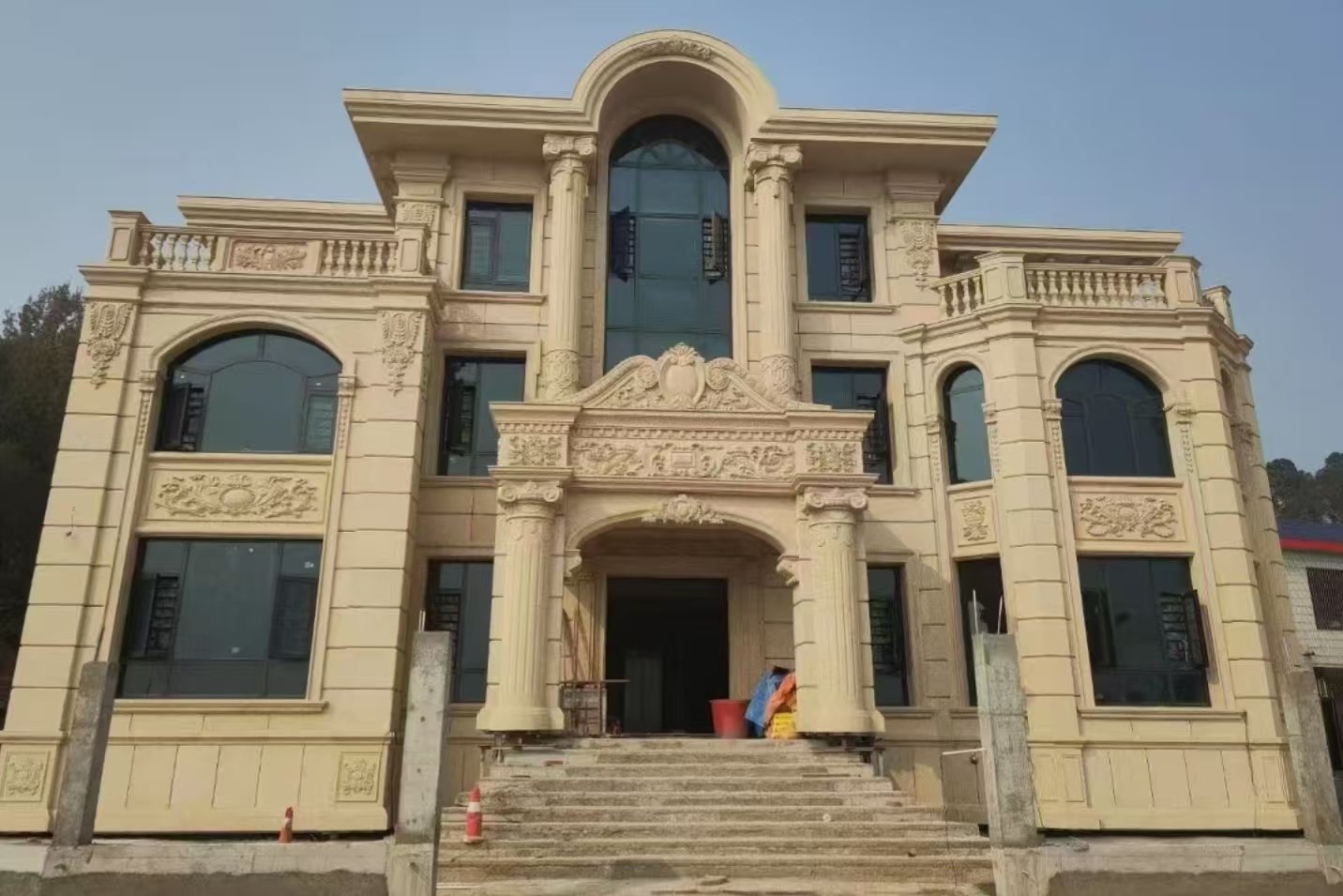 西藏 黄金麻花岗岩别墅外墙干挂